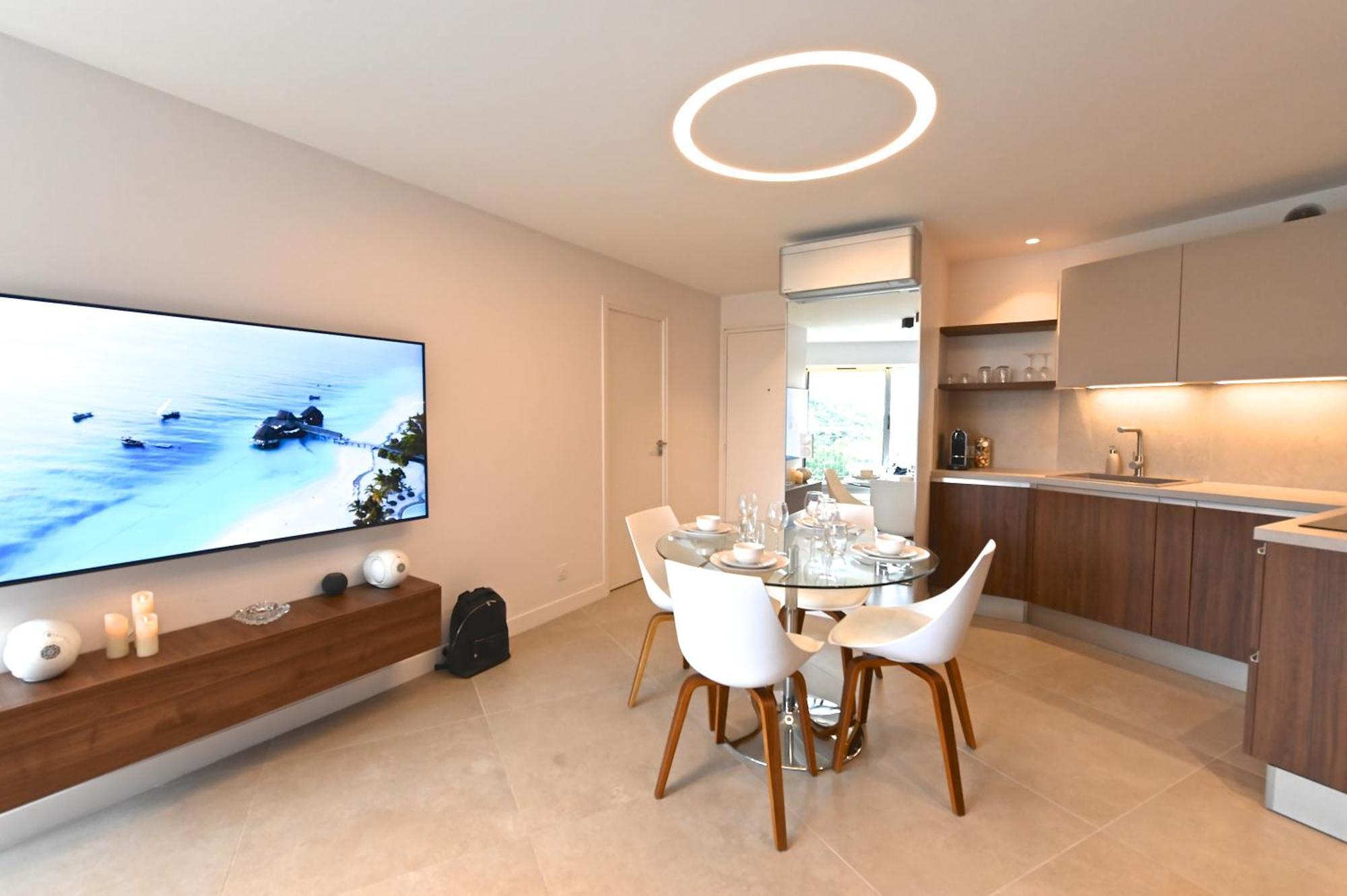 Apartment Luxe Vue Et Collines Avec Piscine