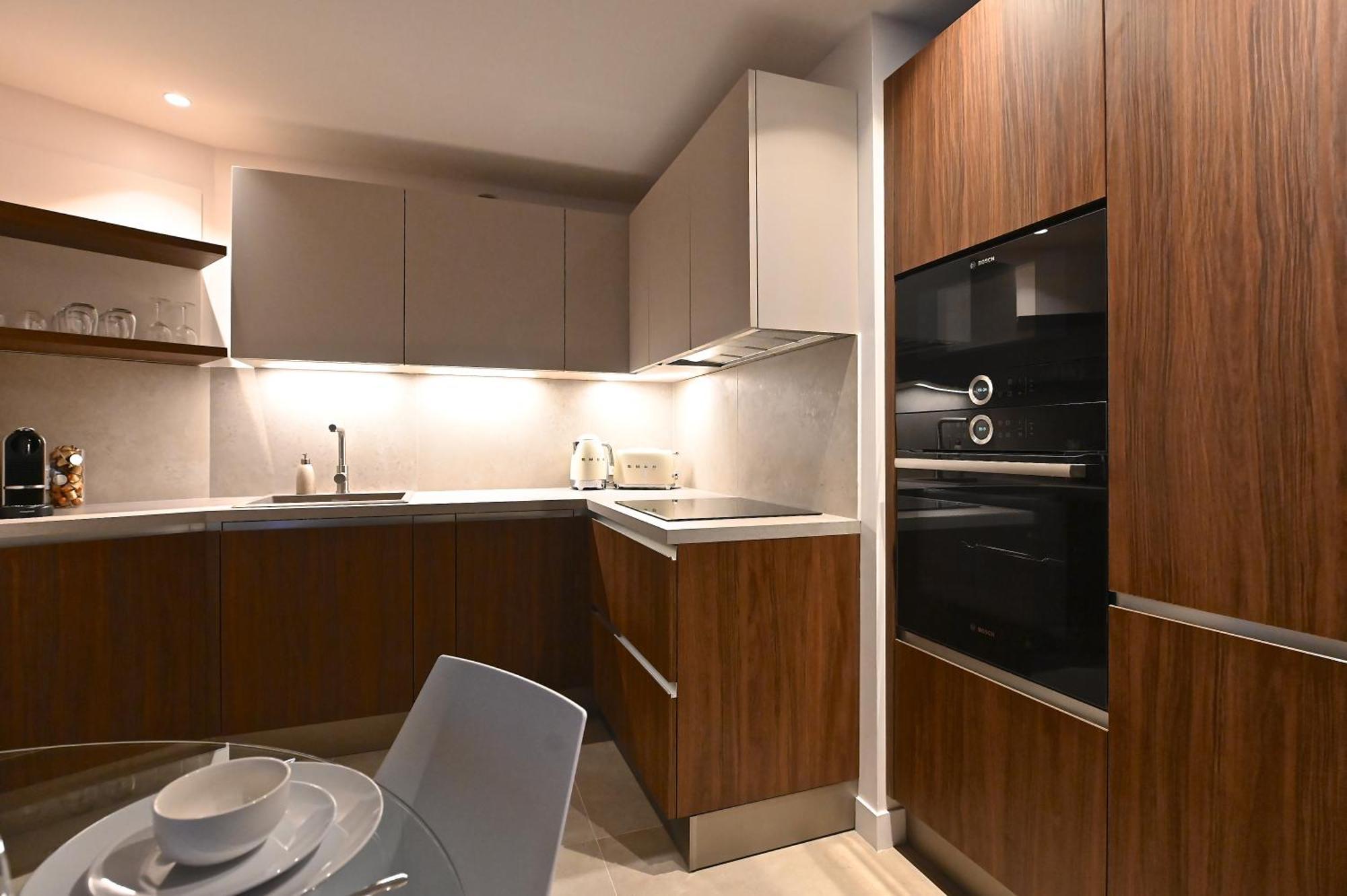 Apartment Luxe Vue Et Collines Avec Piscine